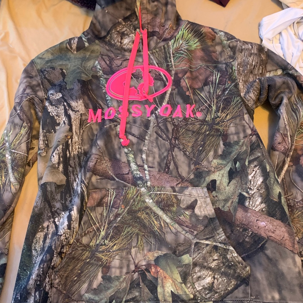 Large Mossy Oak Hoodie